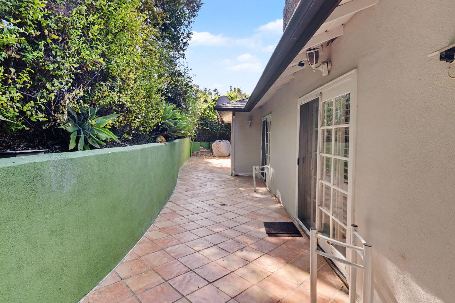Property photo 46