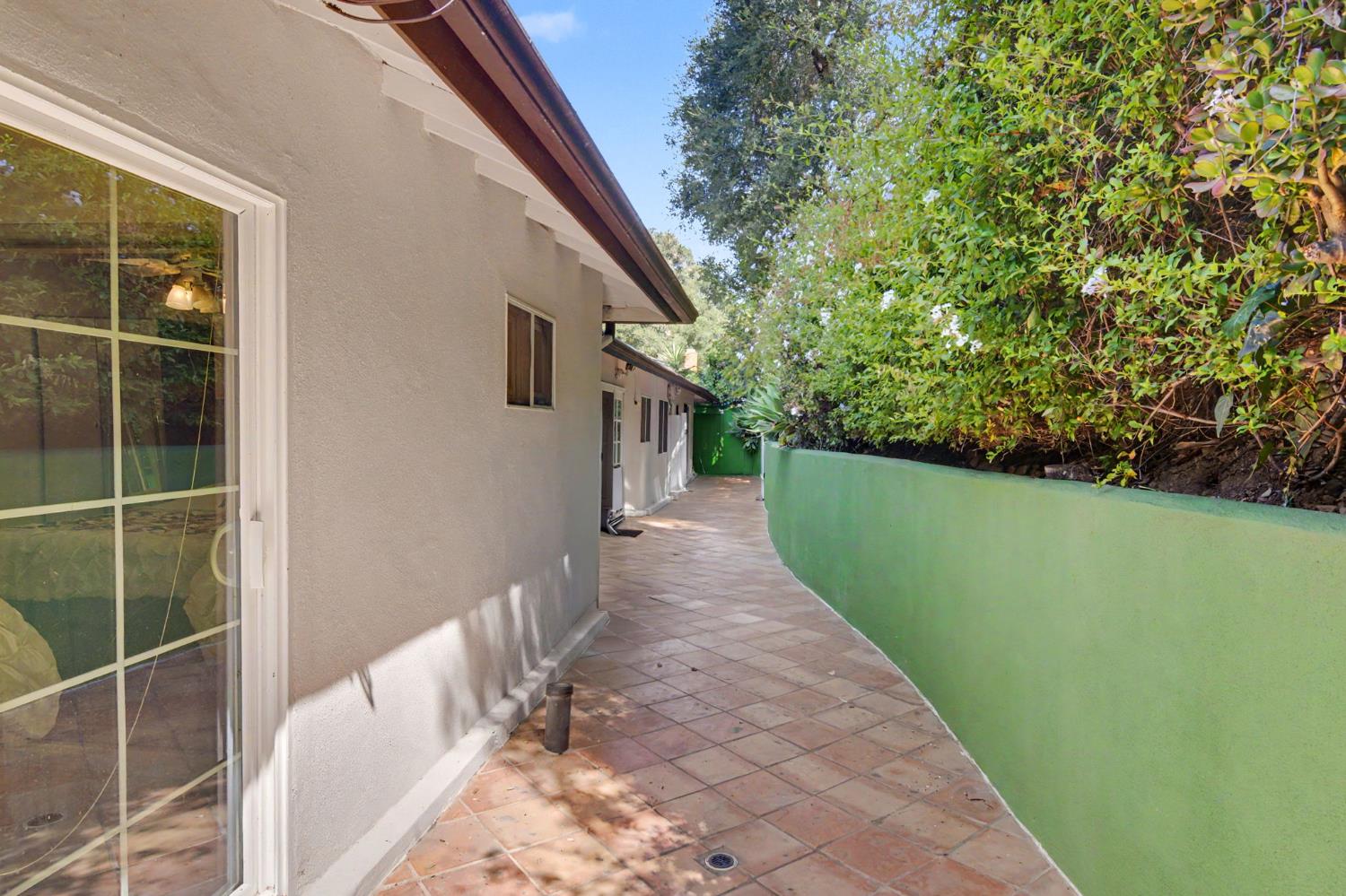 Property photo 47