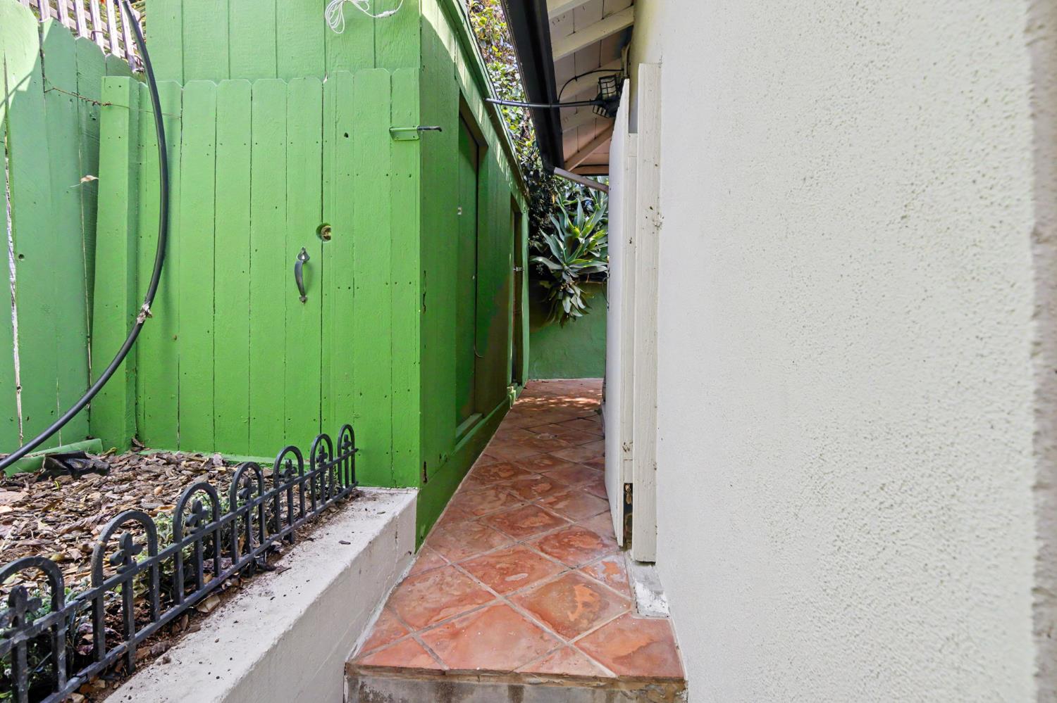 Property photo 50