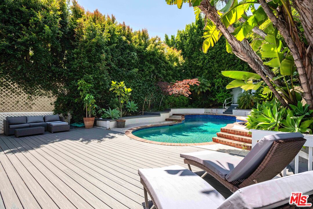 Property photo 25