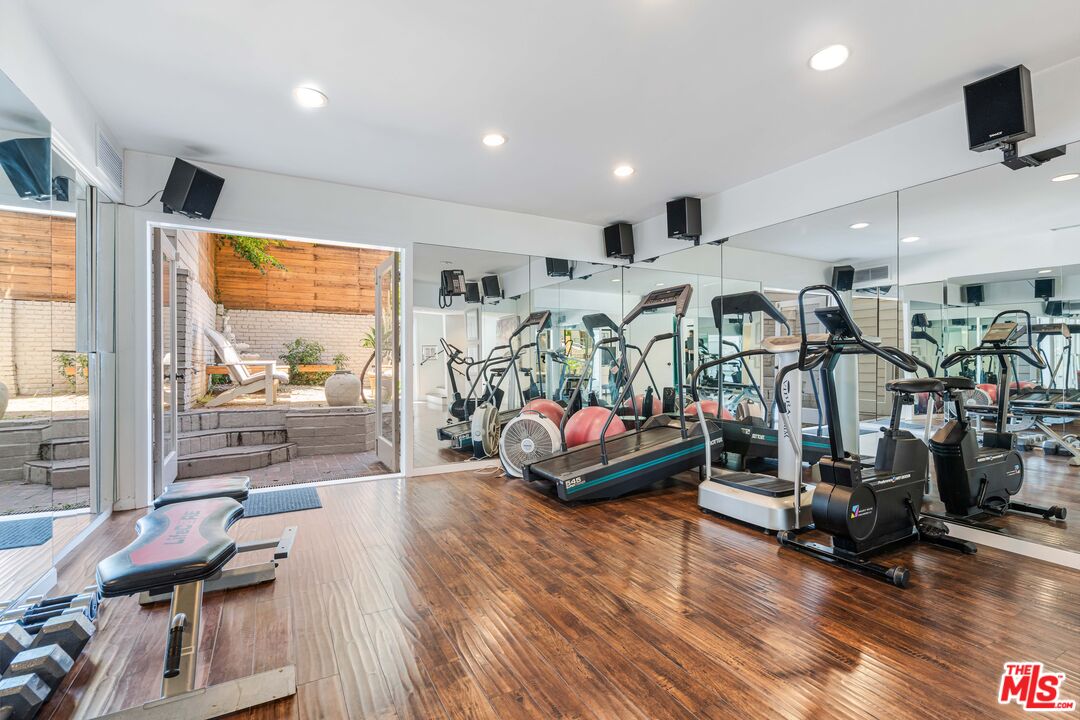 Property photo 31