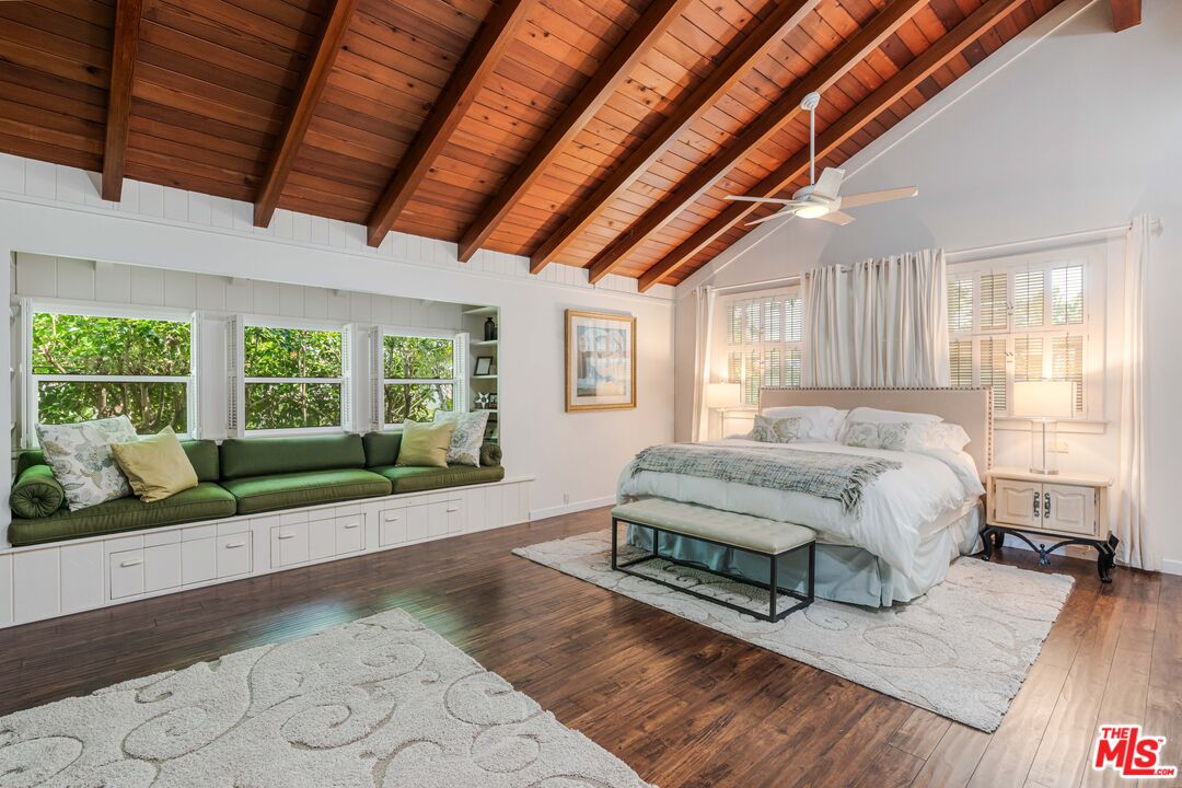 Property photo 32