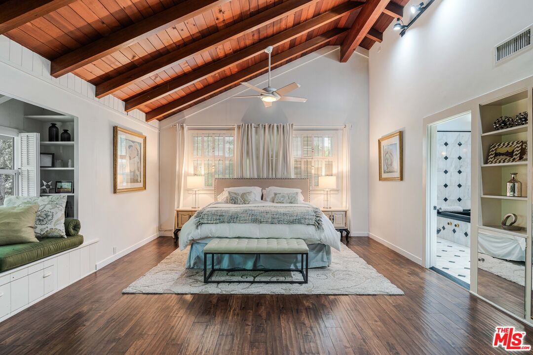 Property photo 33
