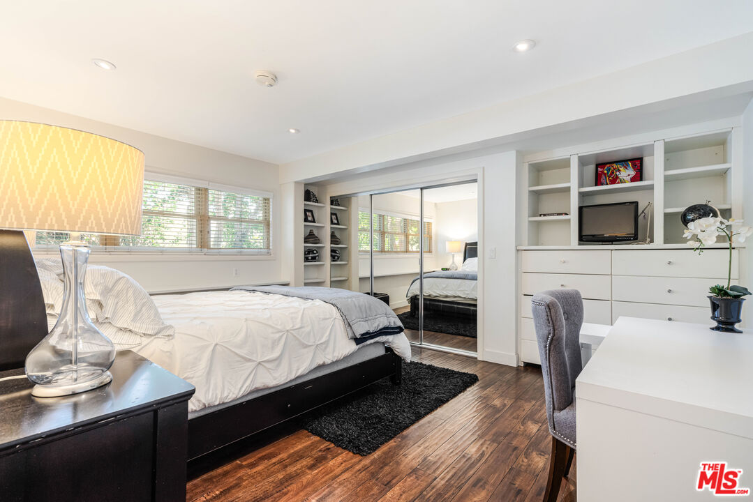 Property photo 38