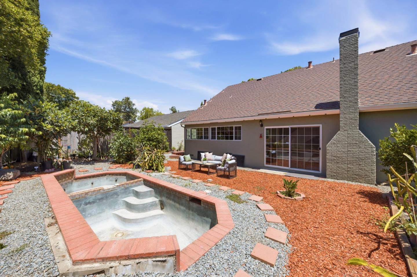 Property photo 46