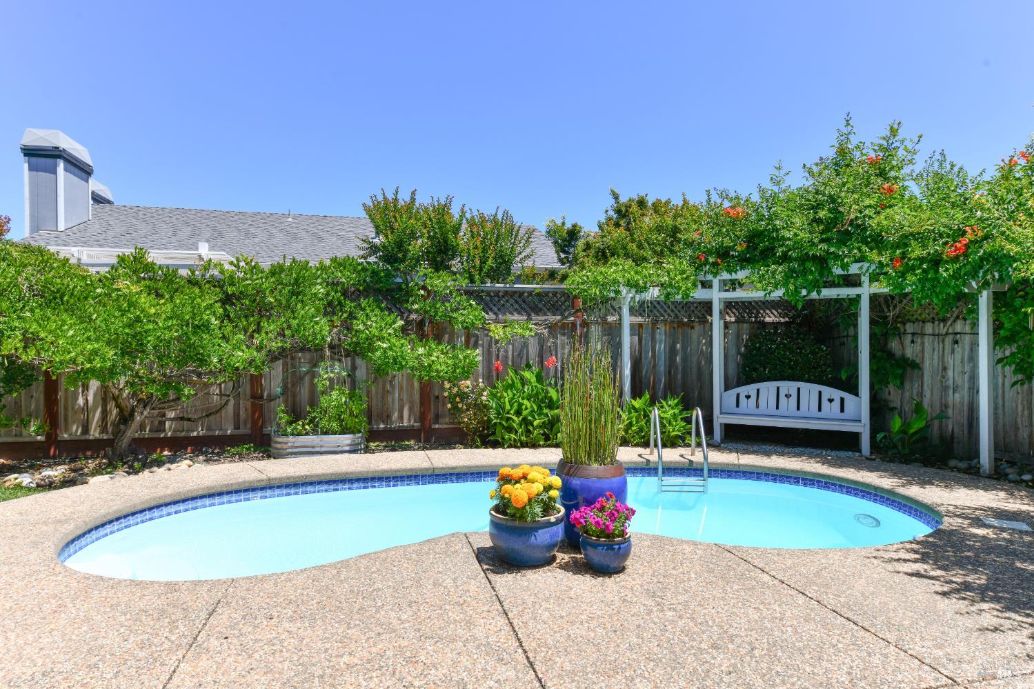 Property photo 37