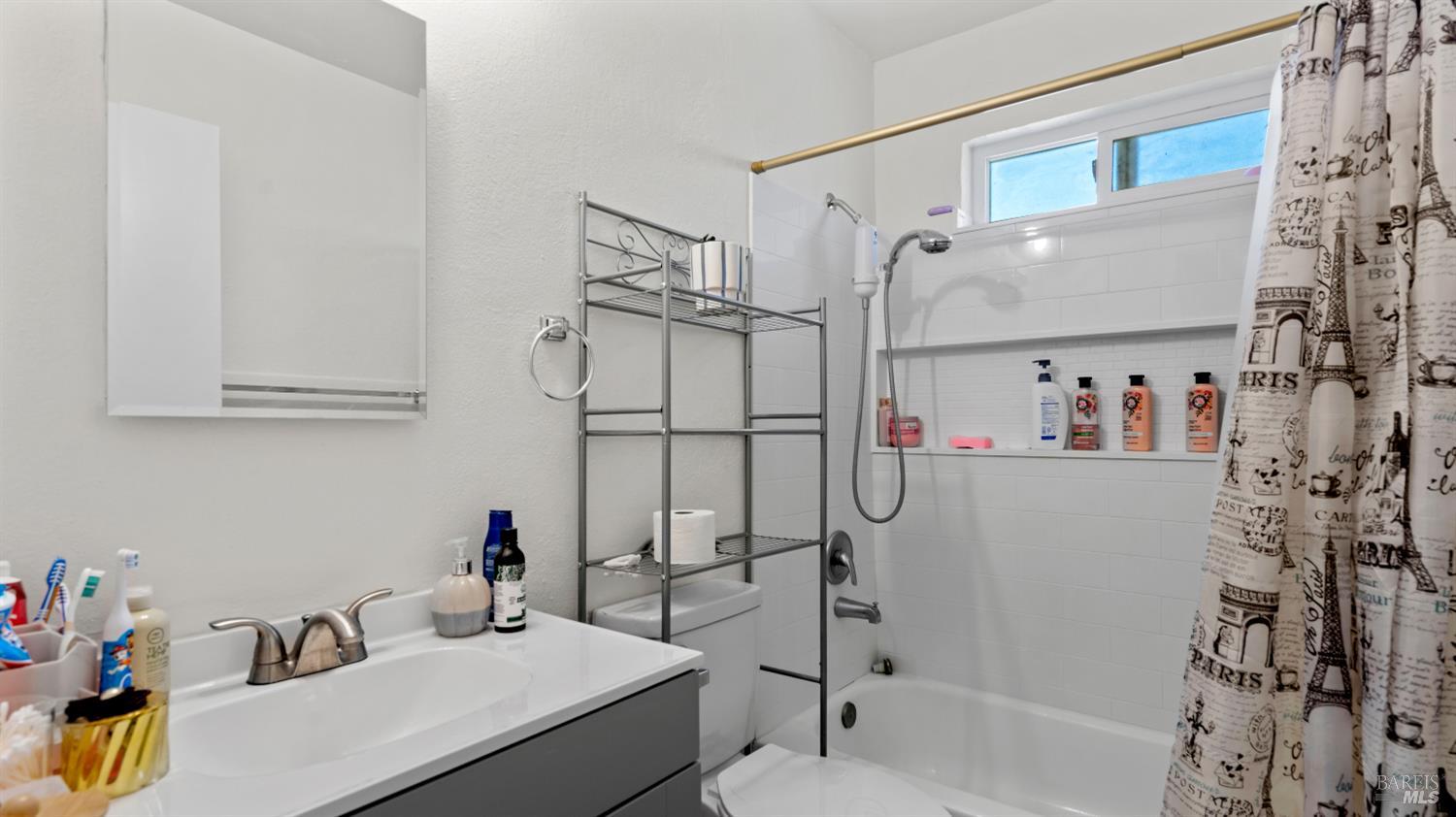 Property photo 25