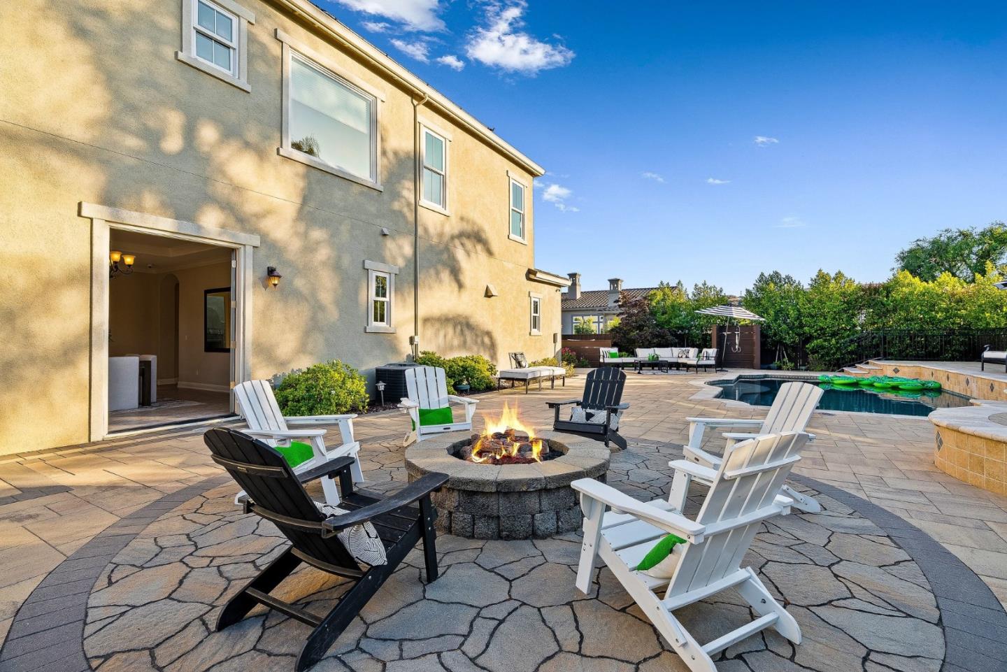 Property photo 32