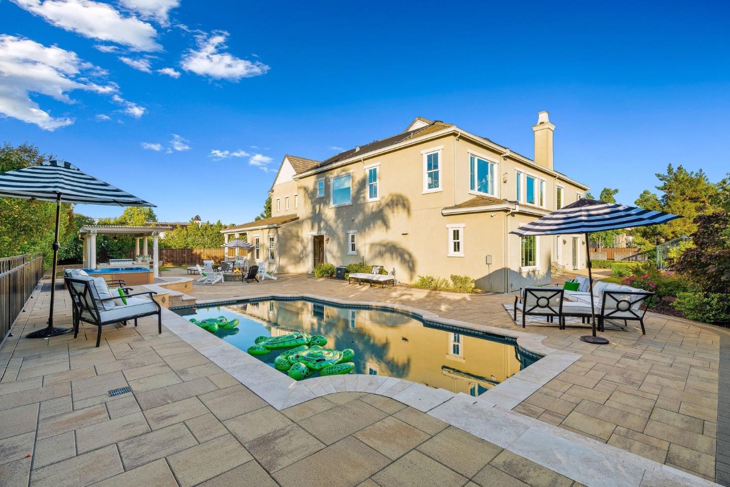 Property photo 36