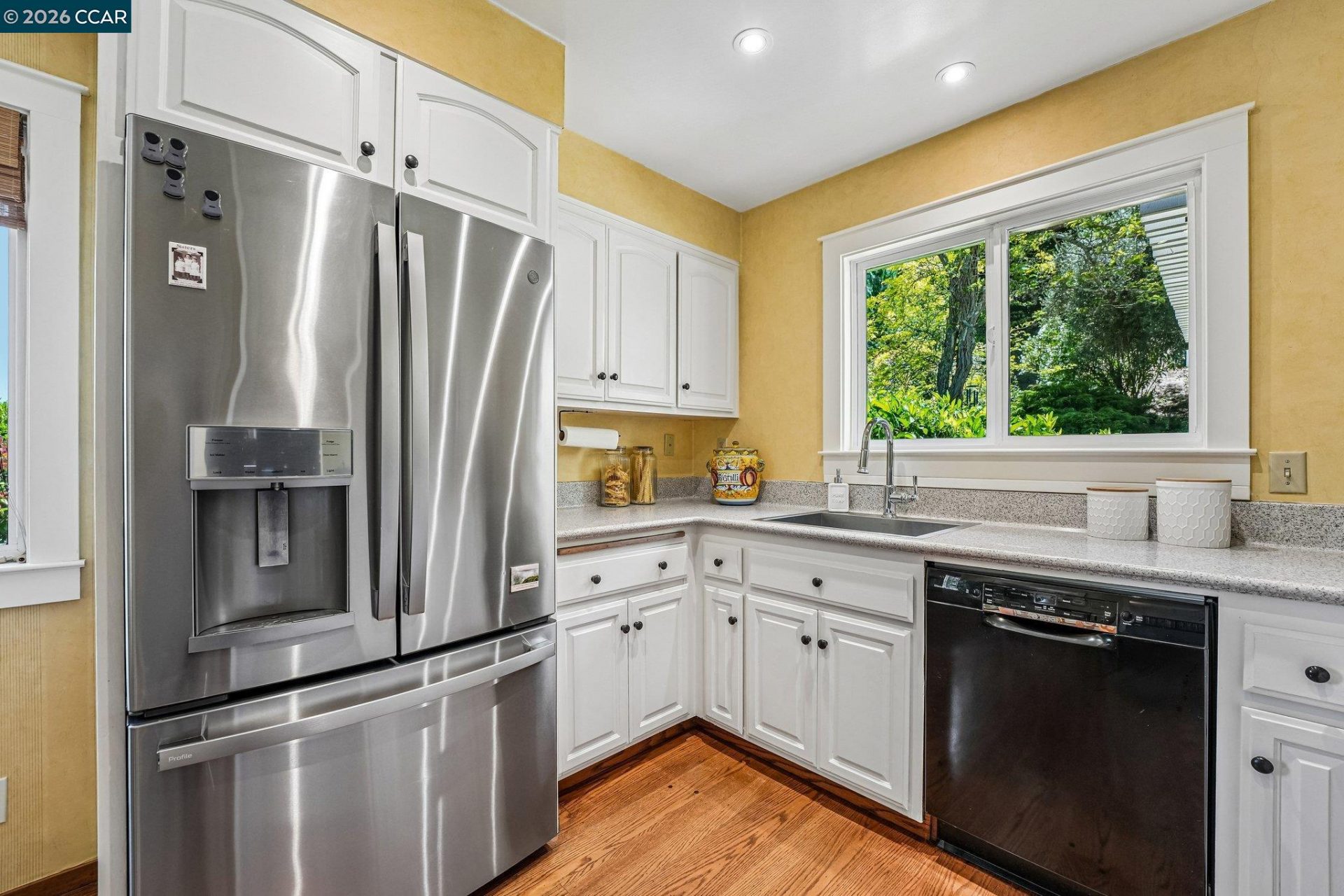 Property photo 28