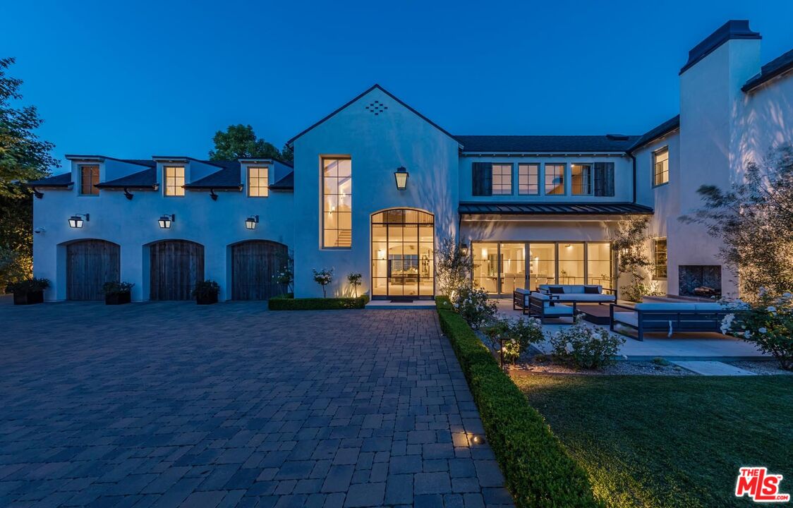 Property photo 44