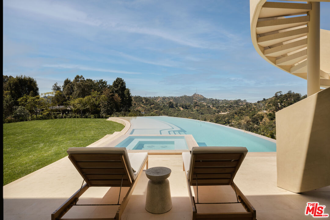Property photo 47