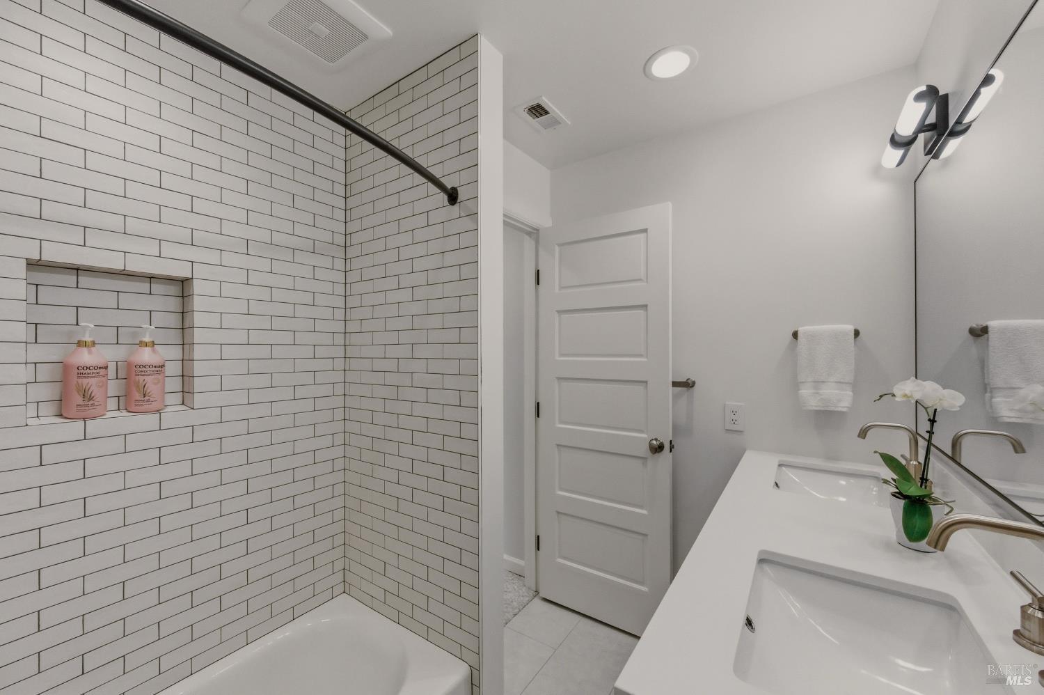 Property photo 50