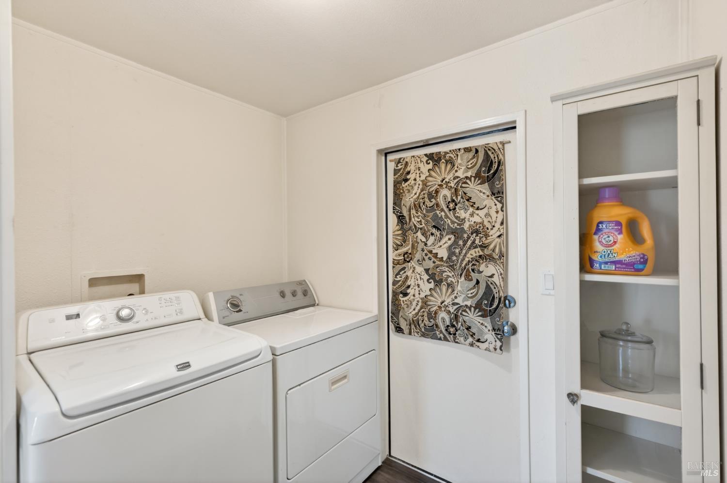 Property photo 31