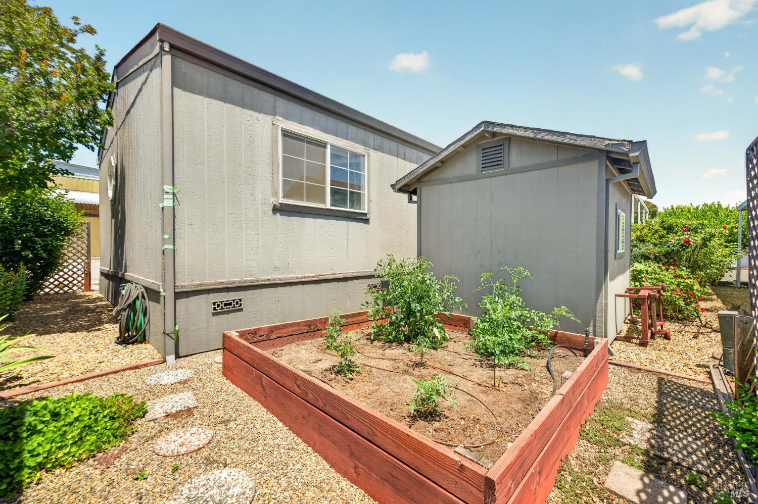 Property photo 35