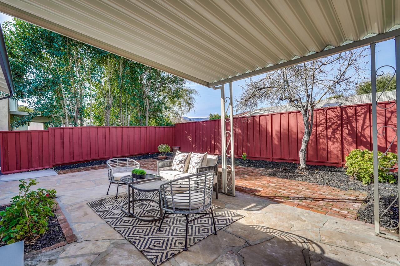 Property photo 38