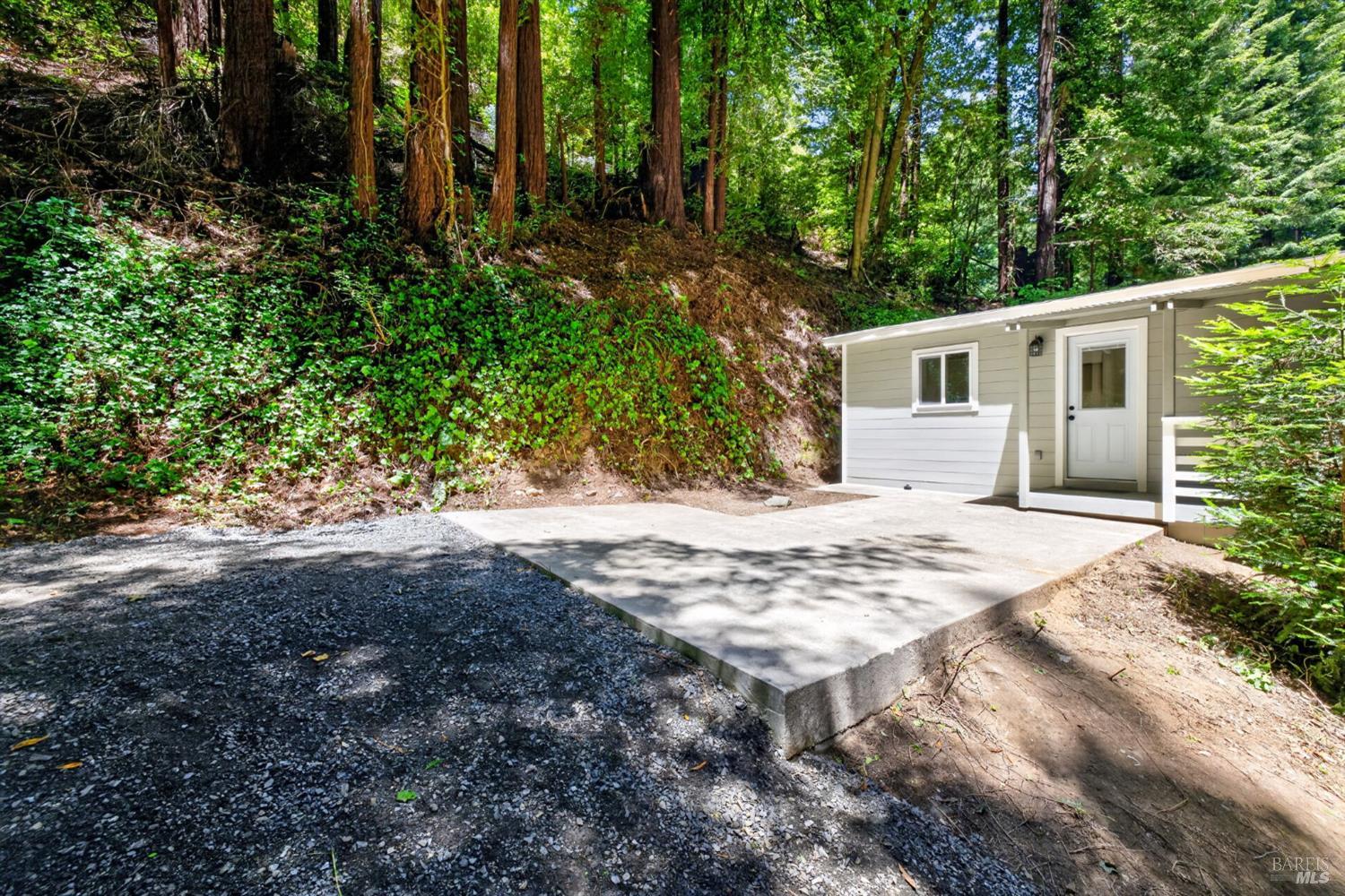 Property photo 34