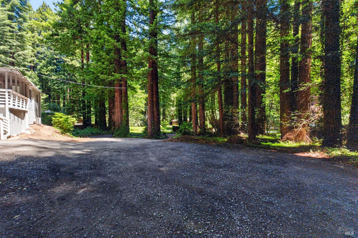 Property photo 40