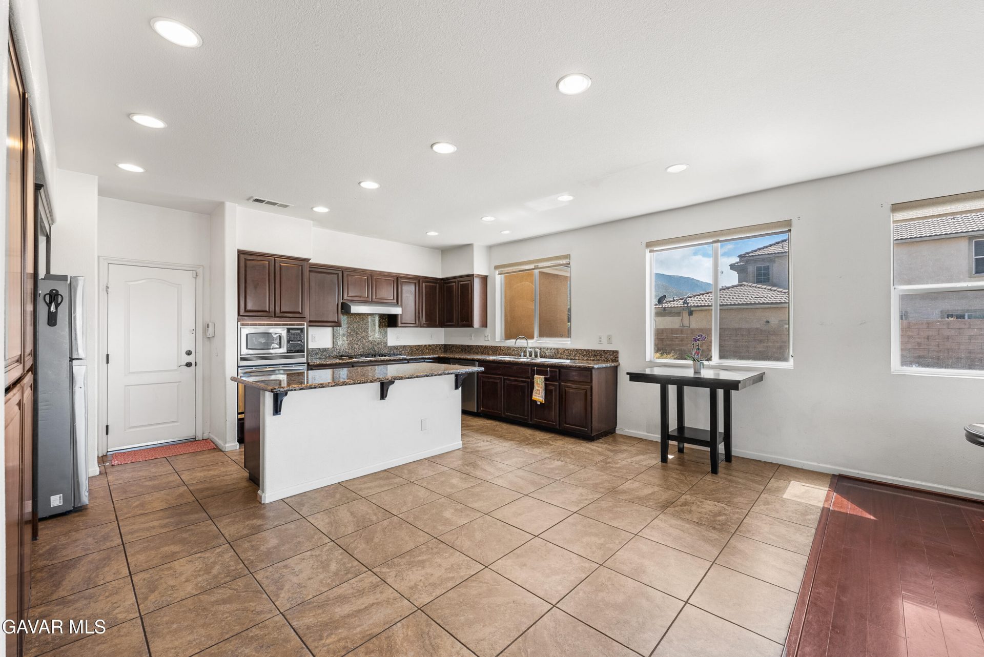 Property photo 35