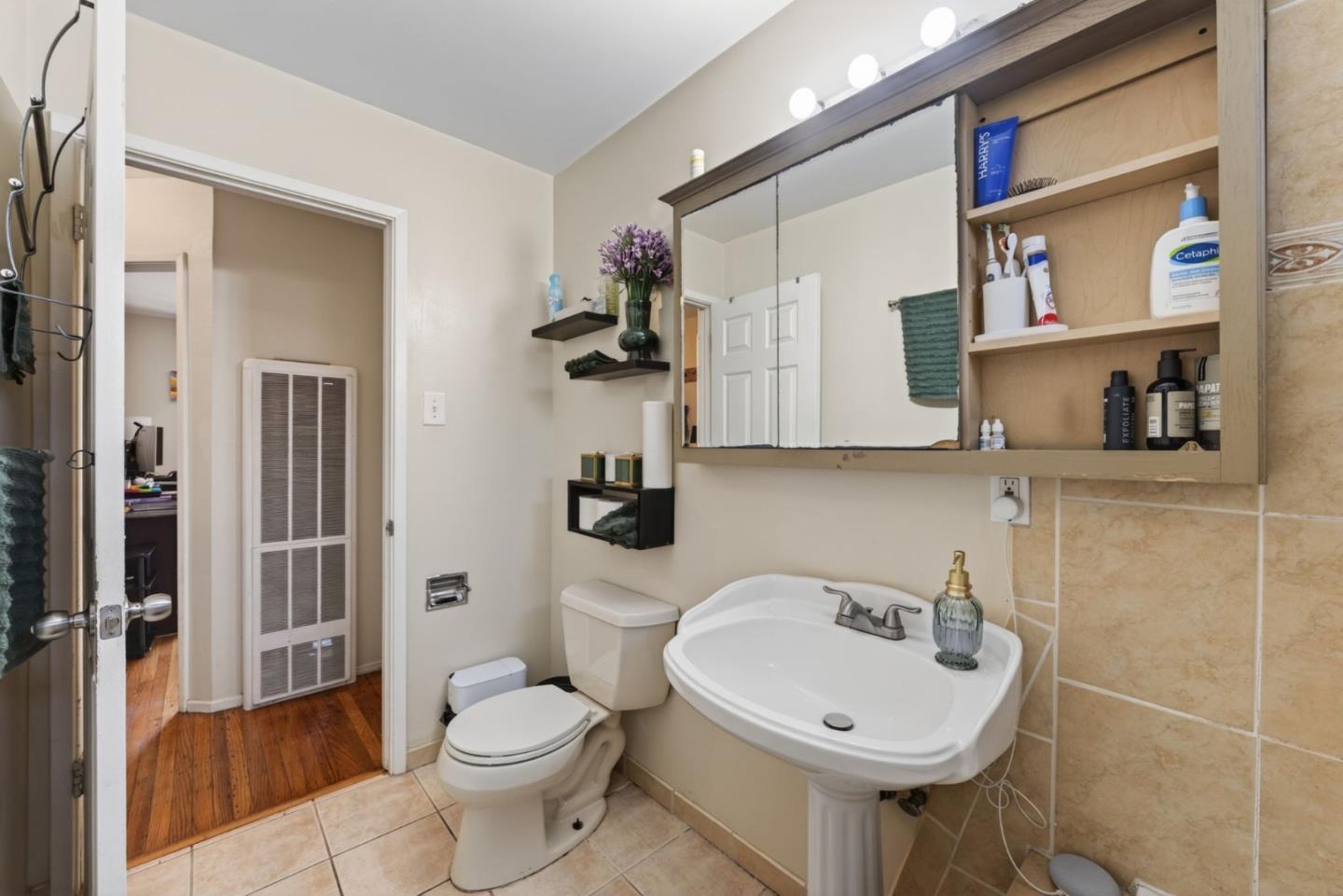 Property photo 28