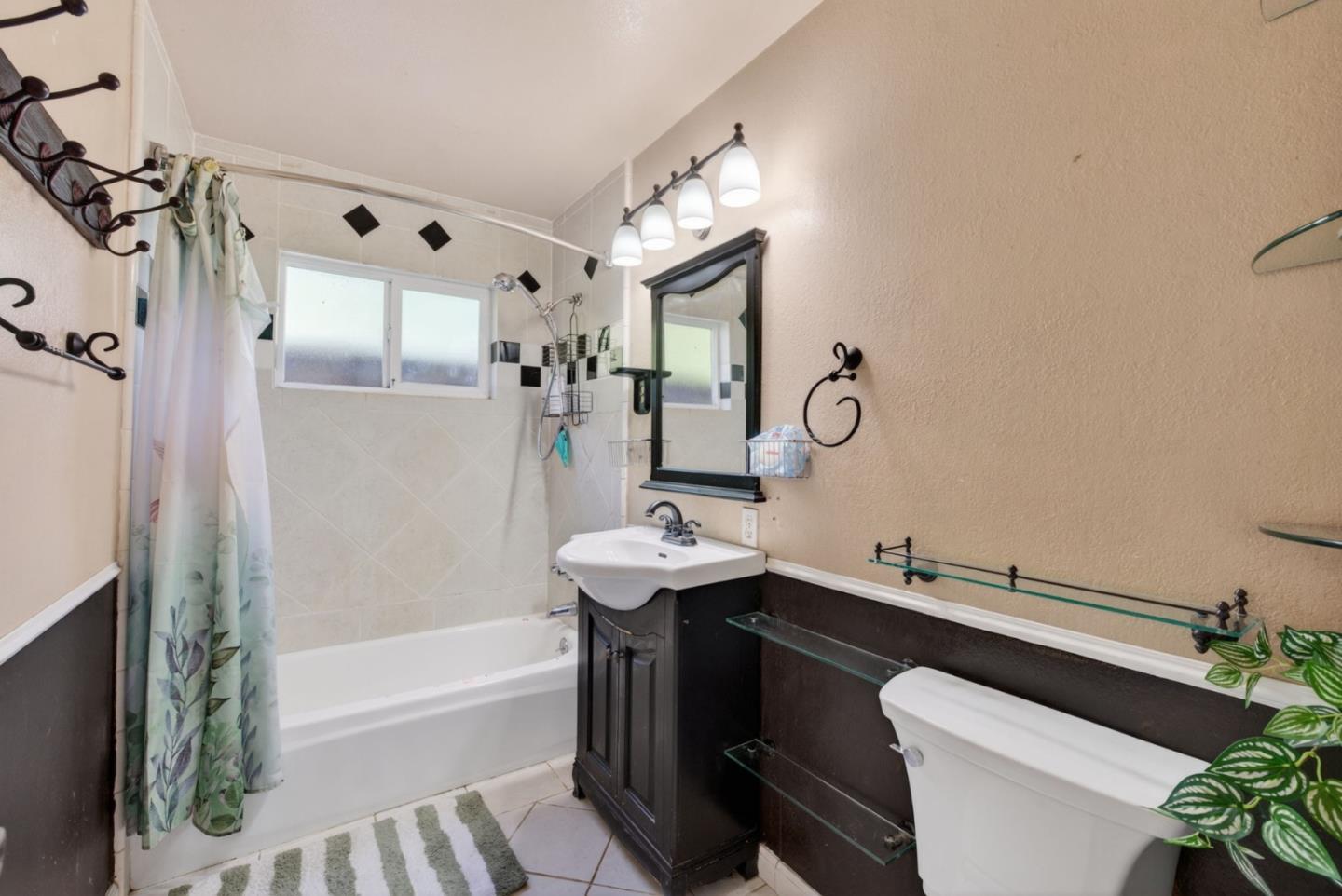 Property photo 48
