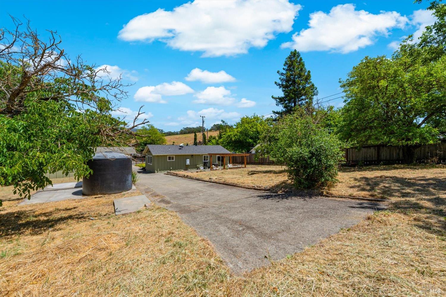 Property photo 43