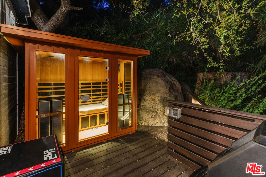 Property photo 42