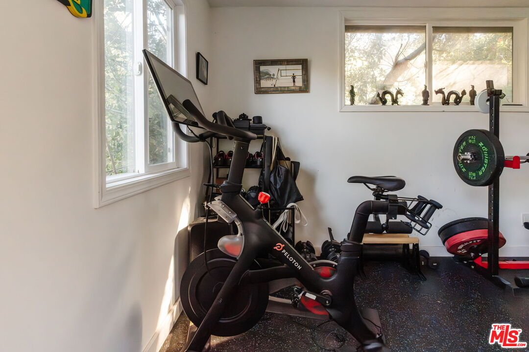 Property photo 43