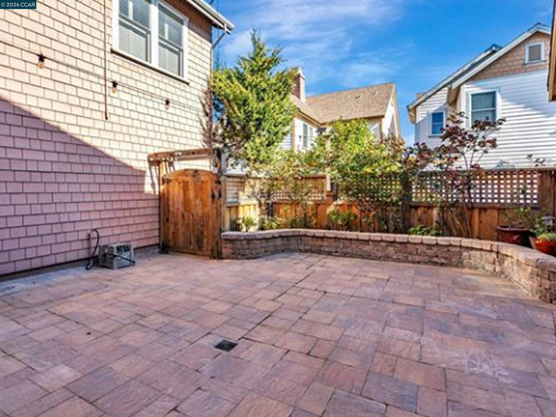Property photo 25