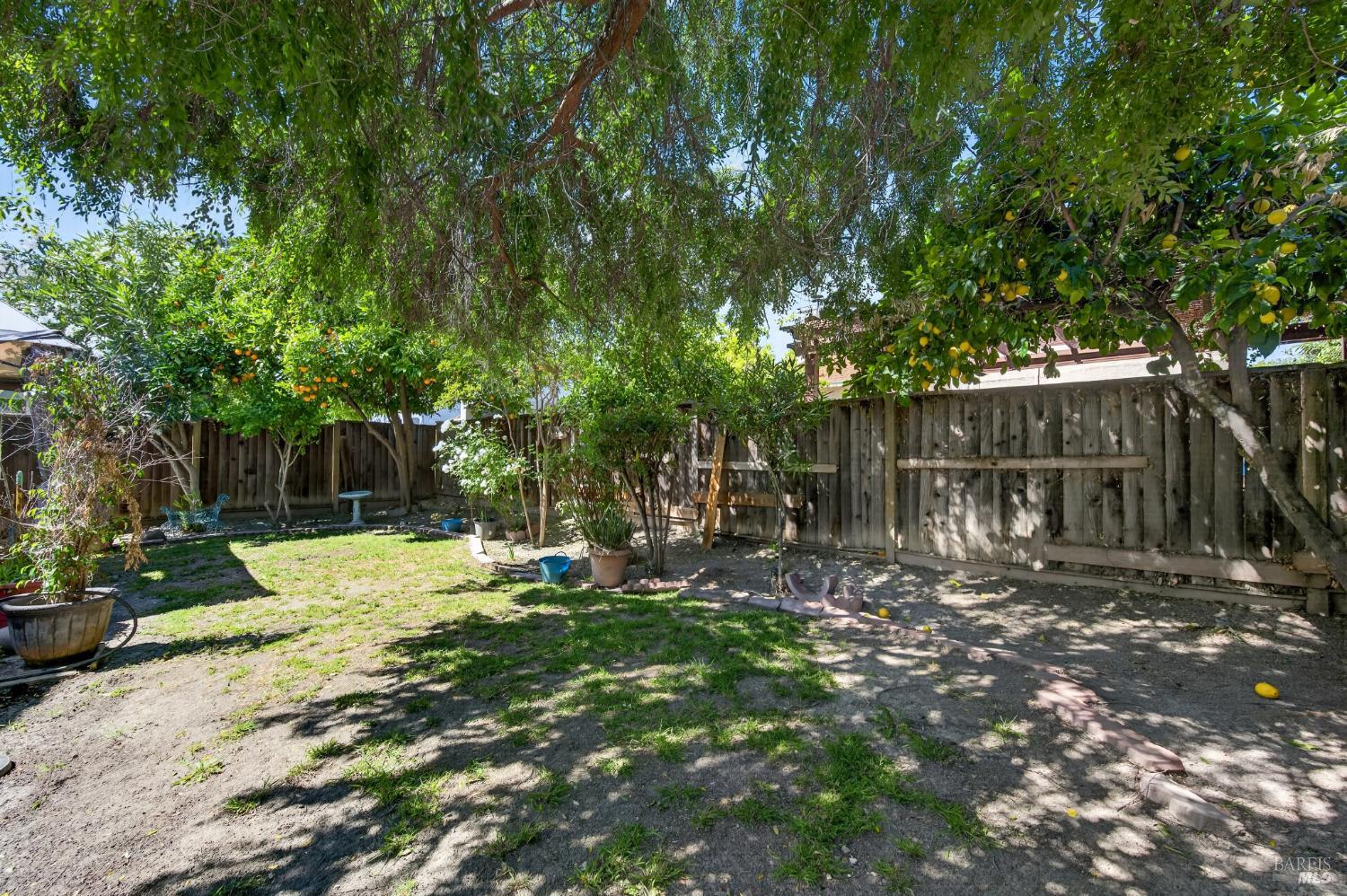 Property photo 36