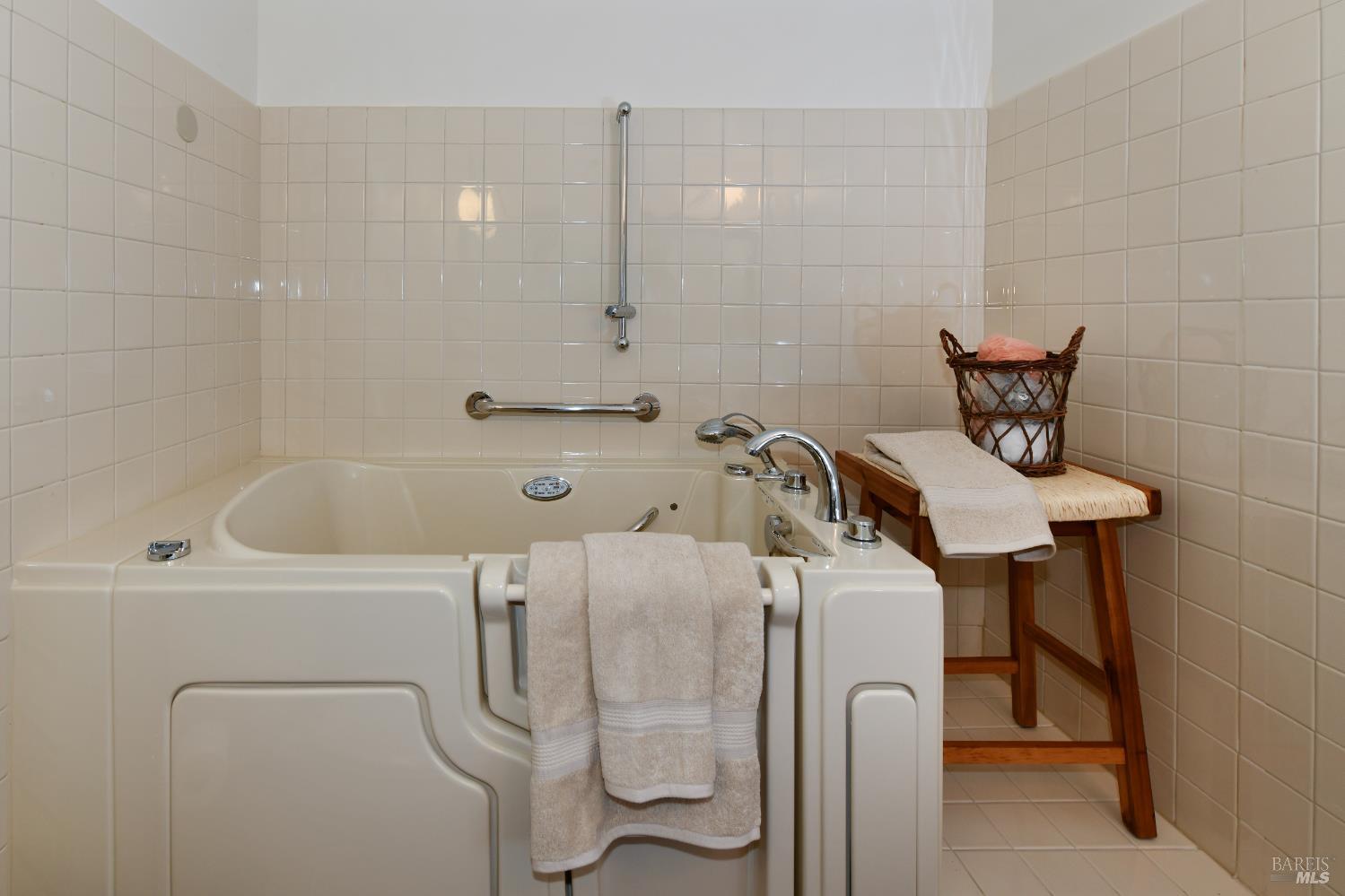 Property photo 44