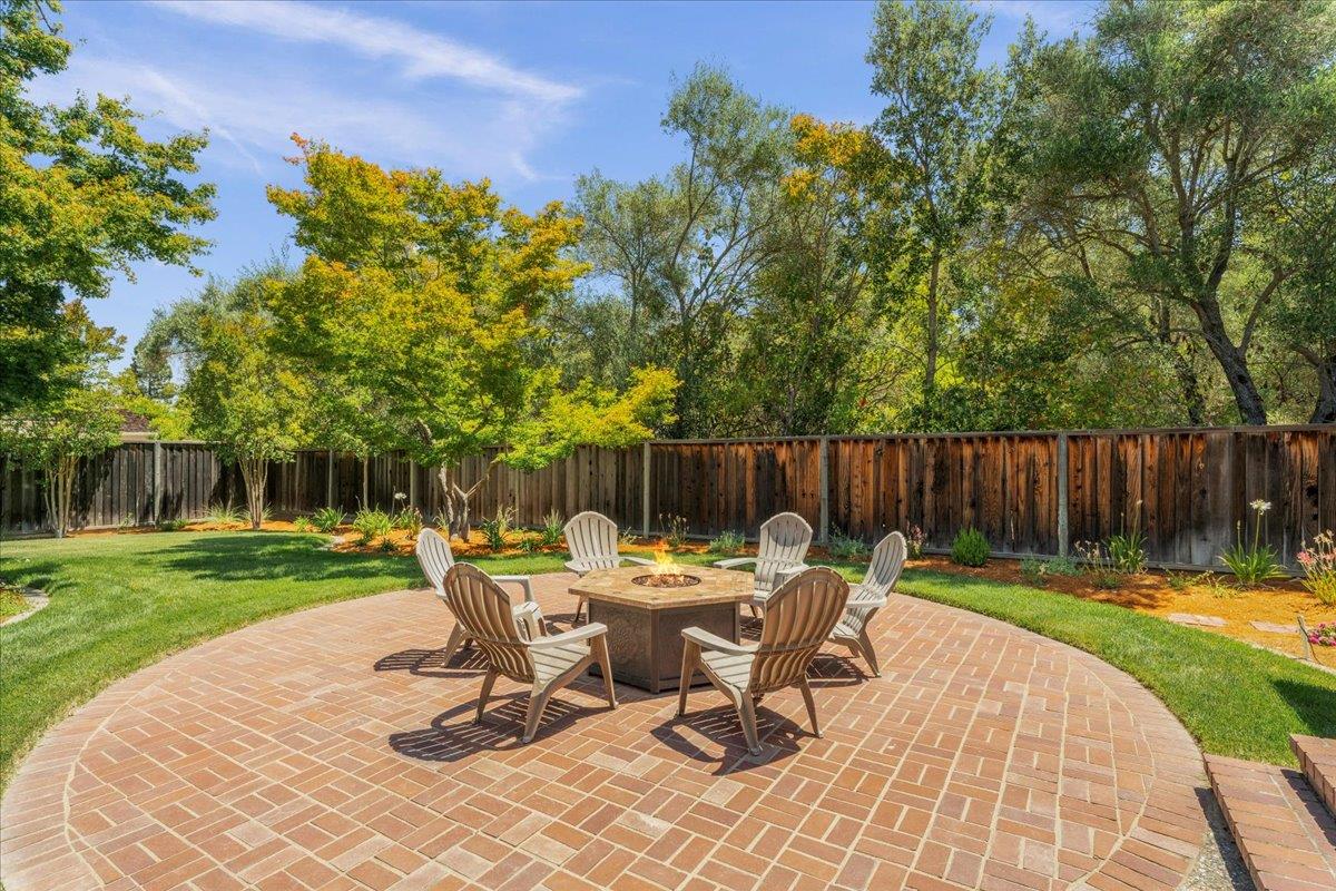 Property photo 44