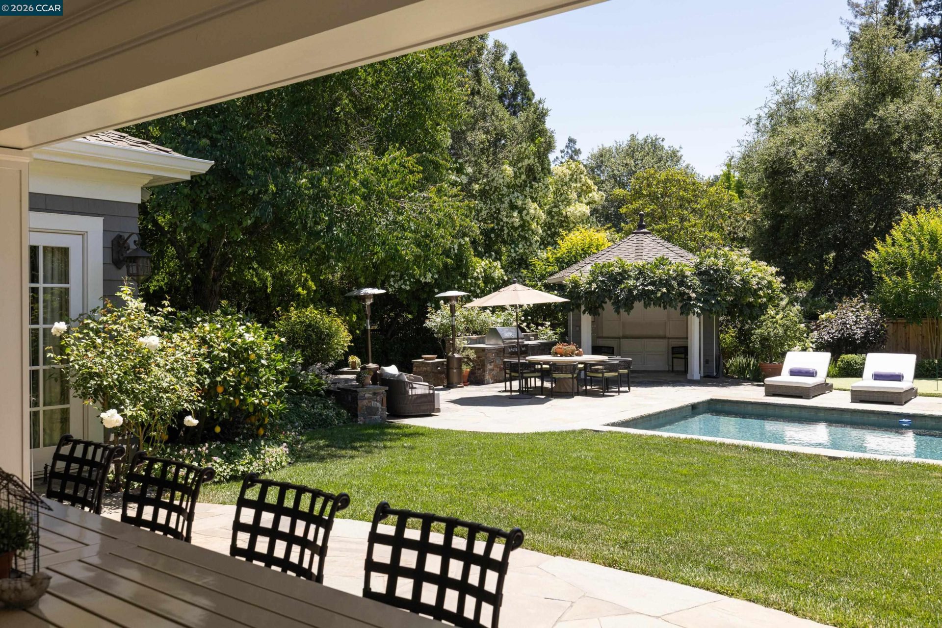 Property photo 35