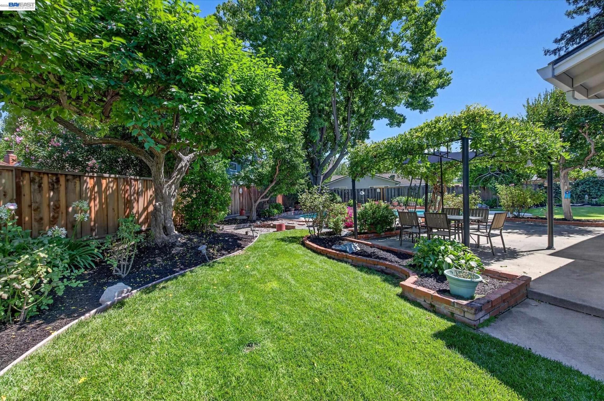 Property photo 38