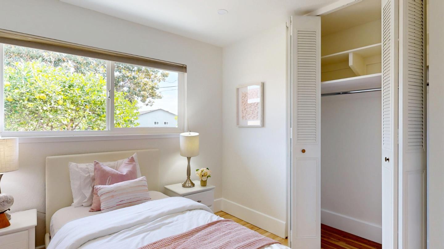 Property photo 44