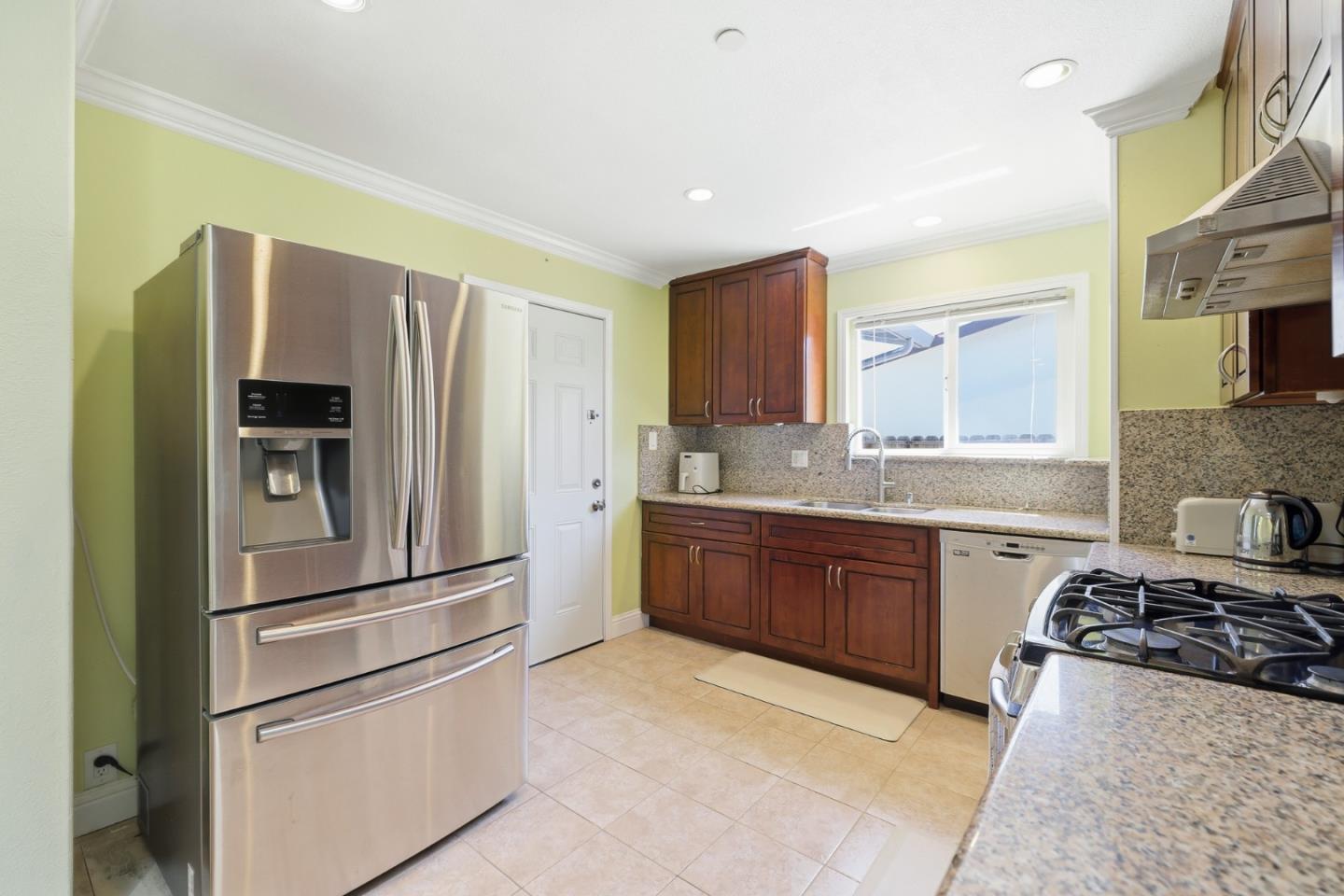 Property photo 47