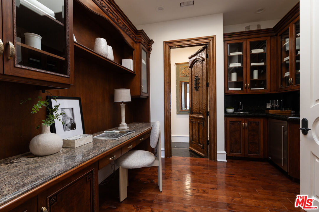 Property photo 25
