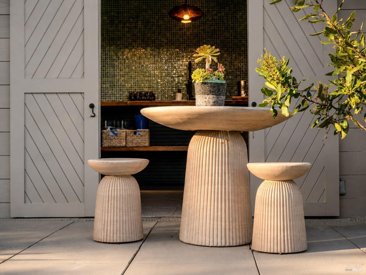 Property photo 32