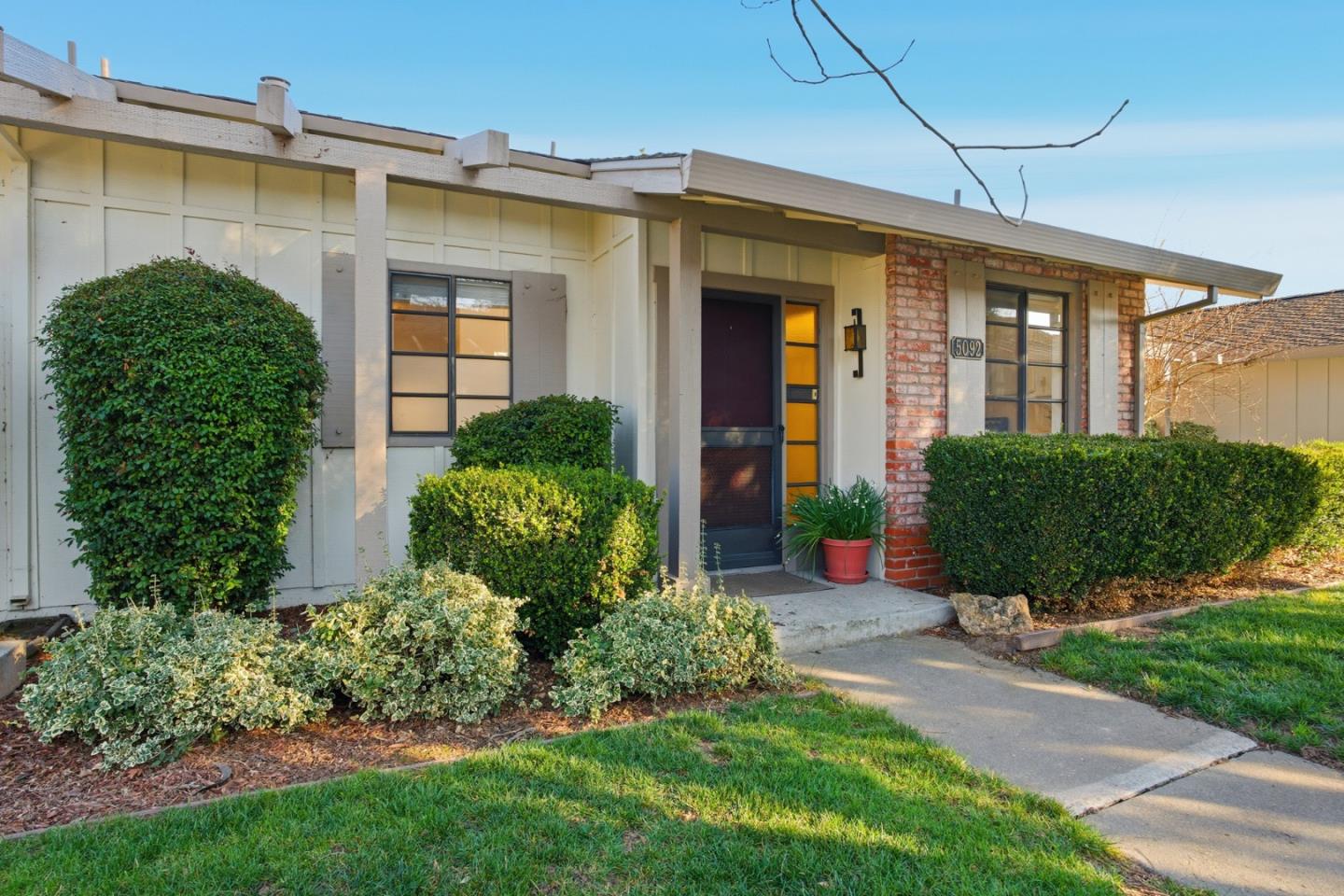 Property photo 37