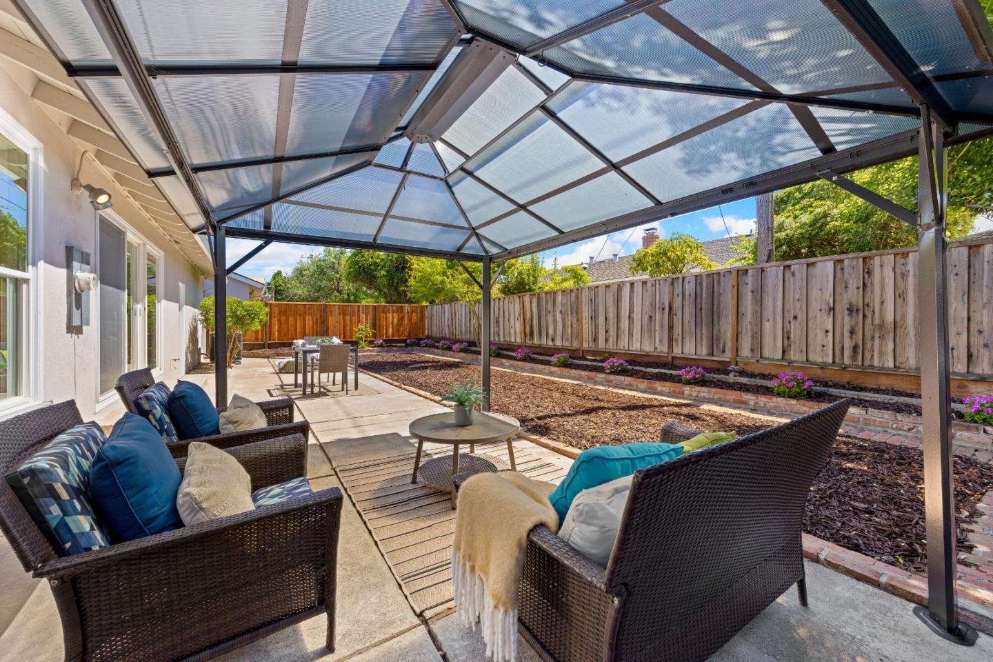 Property photo 28