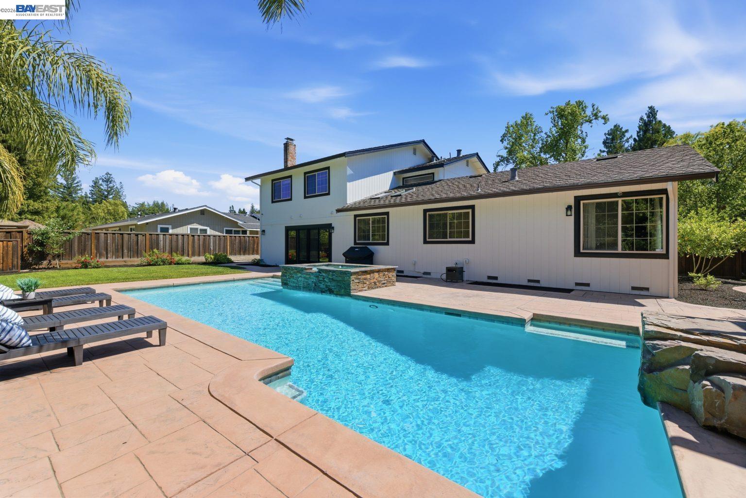 Property photo 37