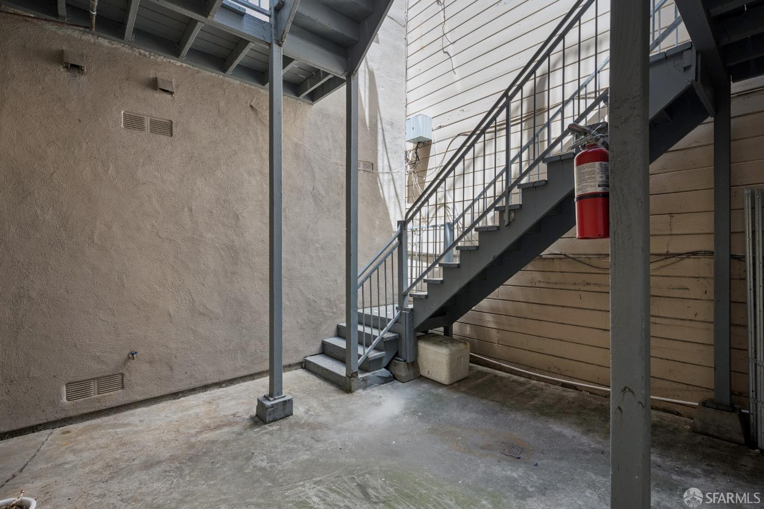 Property photo 38