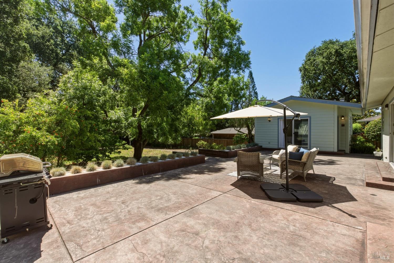 Property photo 31