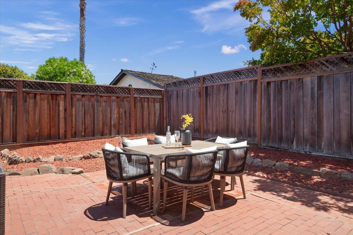 Property photo 50