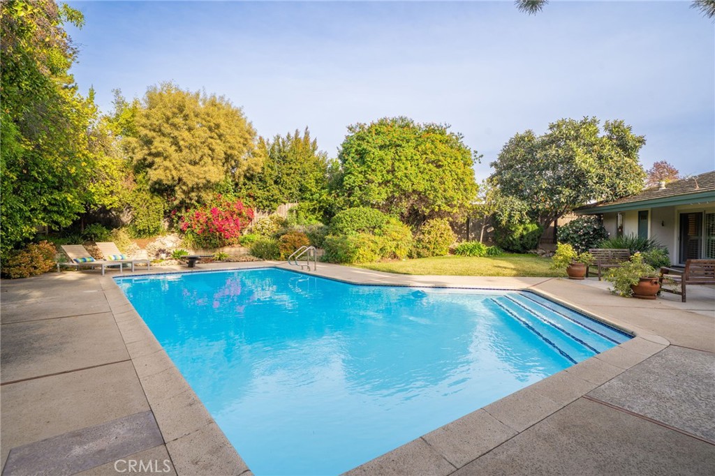 Property photo 40