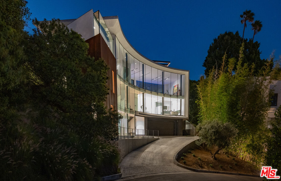 Property photo 36