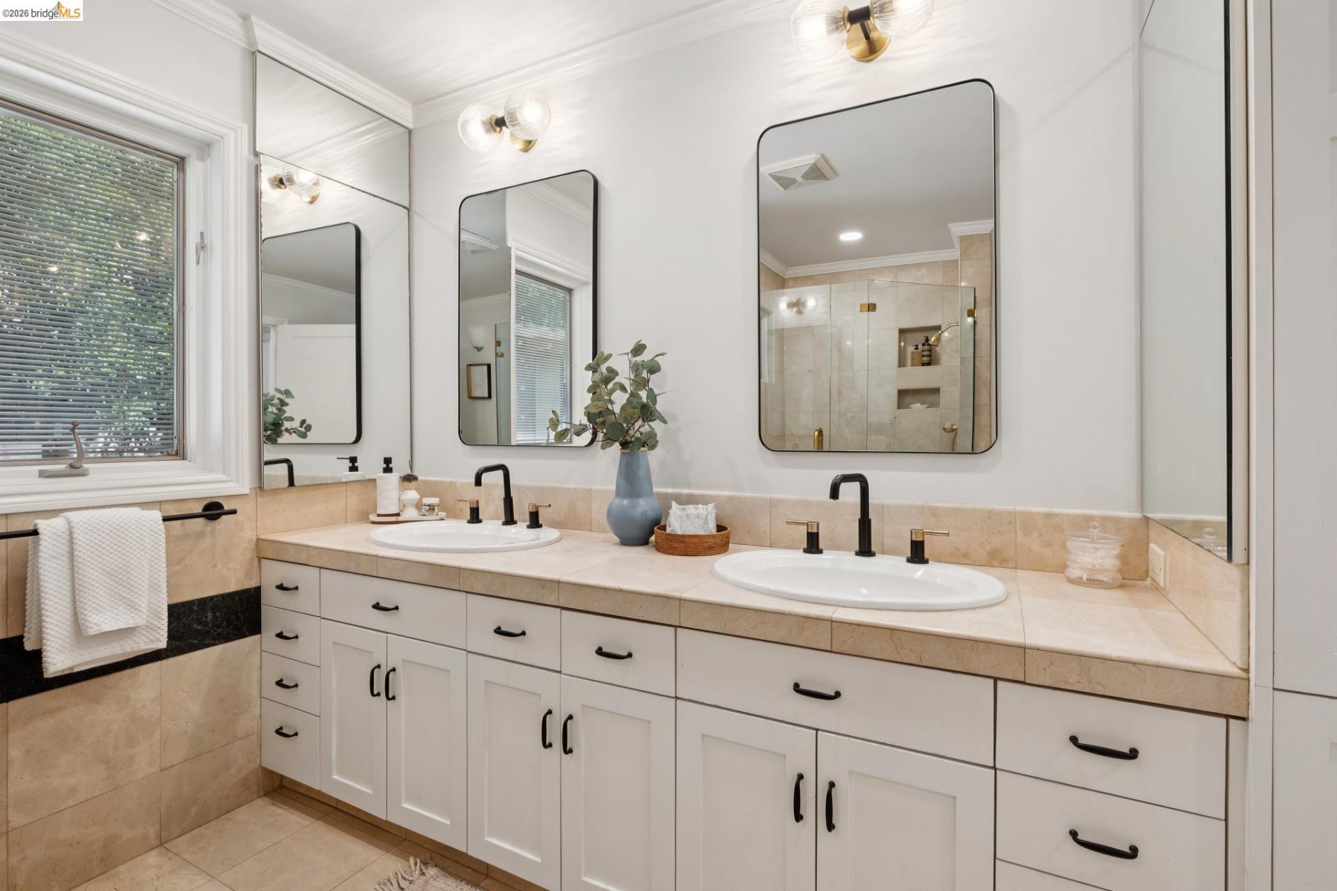 Property photo 50