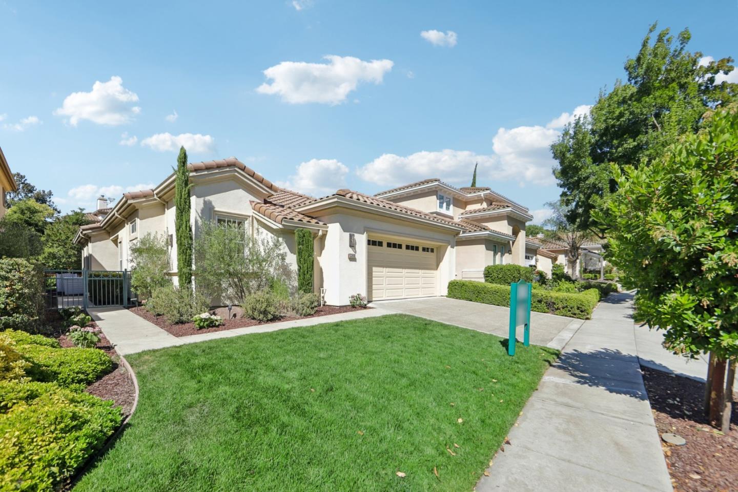 Property photo 38