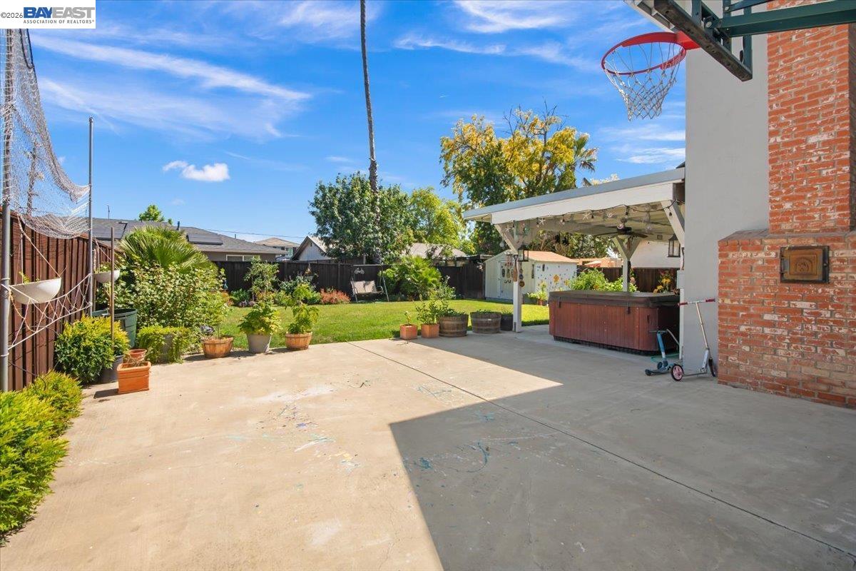 Property photo 43