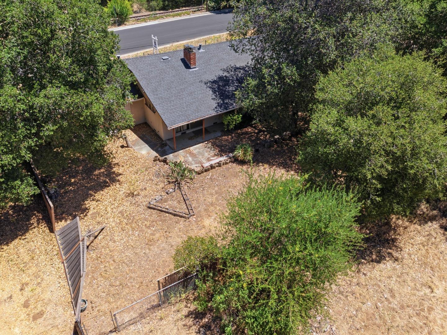 Property photo 28